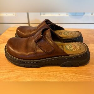 Earth Spirit Brown Leather Mules